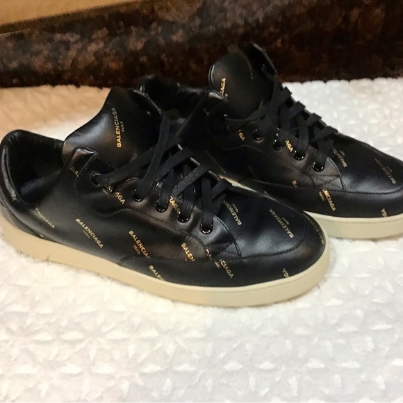 Balenciaga Shoes - Picture 2 of 15